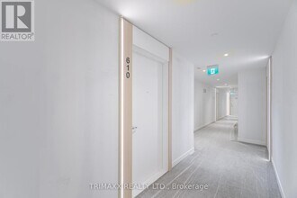 251 Masonry Wy in Mississauga, ON - Building Photo - Building Photo