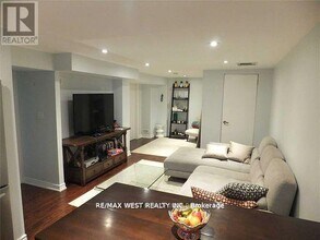 23 Rangoon Rd in Toronto, ON - Building Photo - Building Photo