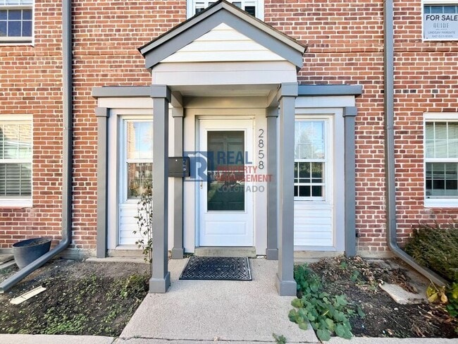 property at 2858 Jasmine St