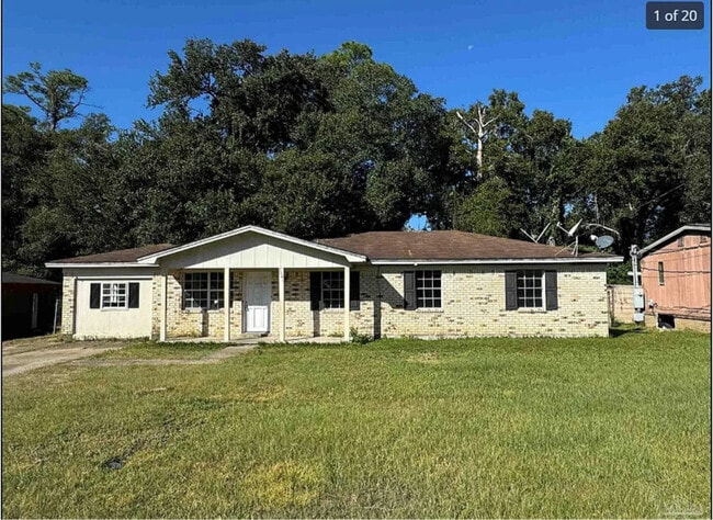 property at 1545 Kyle Dr