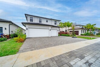 4416 SW 174th Ave in Miramar, FL - Building Photo - Building Photo