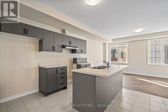 138 Senay Cir in Clarington, ON - Building Photo - Building Photo