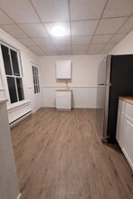 20 Marvin Ave, Unit 2 in Troy, NY - Building Photo - Building Photo