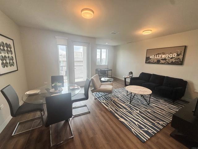 1818 N Cherokee Ave-Unit -504 in Los Angeles, CA - Building Photo - Building Photo