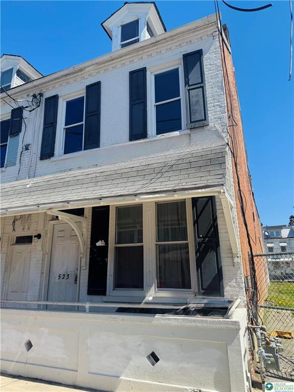 property at 523-525 N New St