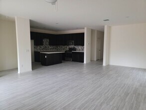 3009 Majestic Ct in Casa Grande, AZ - Building Photo - Building Photo