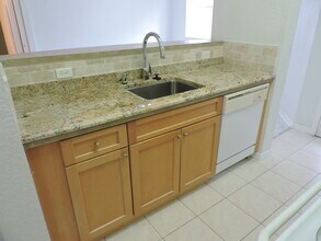 11032 Legacy Dr, Unit #203 in Palm Beach Gardens, FL - Building Photo - Building Photo