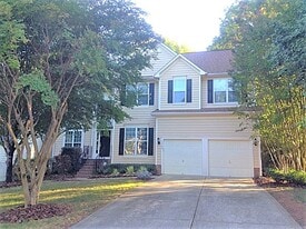 5909 Bearoak Ln in Charlotte, NC - Building Photo