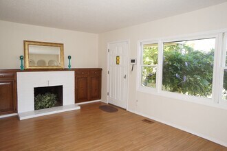 3235 NE 51st Ave in Portland, OR - Building Photo - Building Photo