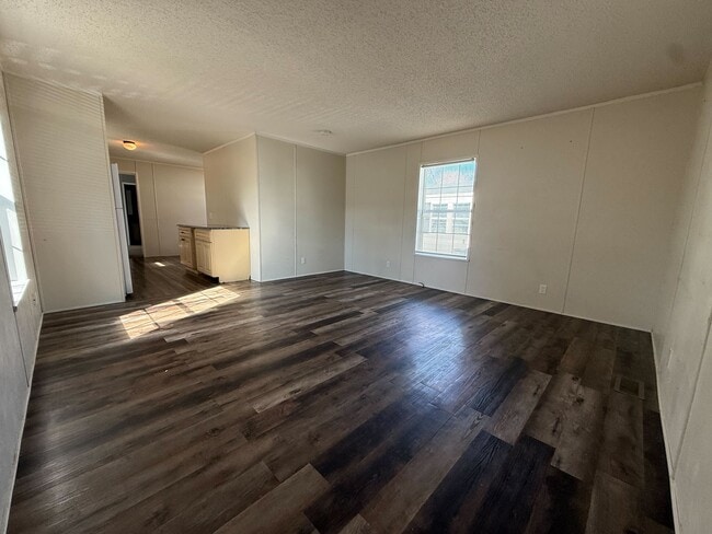 11924 Springbrook Ct in Romeo, MI - Foto de edificio - Building Photo