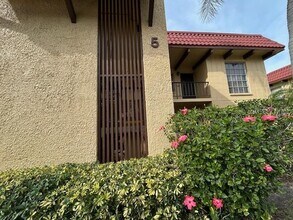 1845 S Highland Ave in Clearwater, FL - Foto de edificio - Building Photo