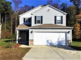 3600 Mountain Brook Cir in Durham, NC - Building Photo