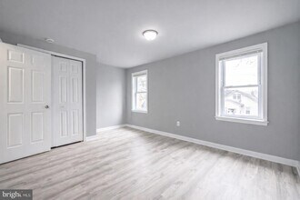 306 Progress St in Riverside, NJ - Building Photo - Building Photo