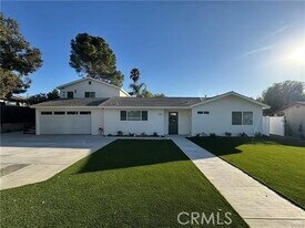 1336 Calle Tulipan in Thousand Oaks, CA - Building Photo