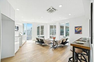 38 Hichborn St in Boston, MA - Building Photo - Building Photo