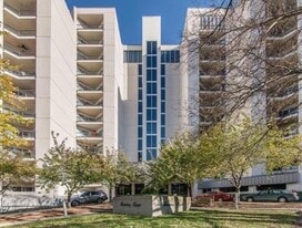 900 19th Ave S, Unit 310 in Nashville, TN - Building Photo