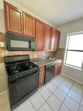 26 Weldon St in Jersey City, NJ - Building Photo - Building Photo