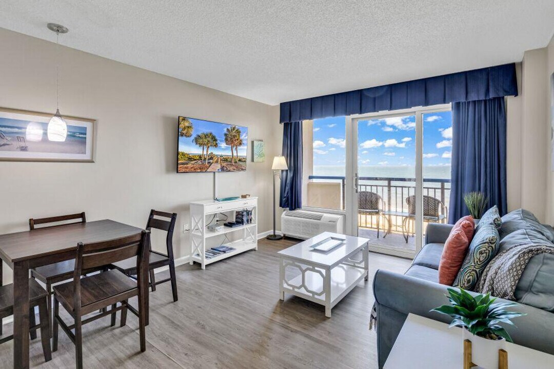 2301 N Ocean Blvd in Myrtle Beach, SC - Building Photo