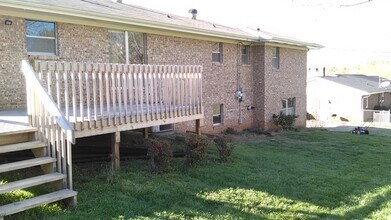 2512 Sharron Dr in Chattanooga, TN - Building Photo - Building Photo