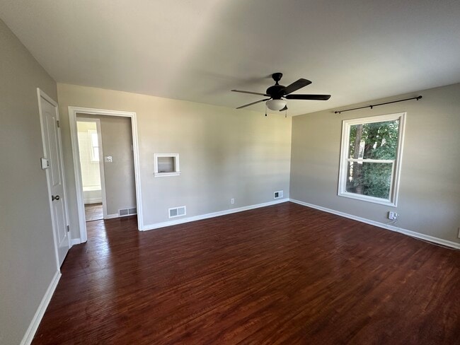 1463 W Arapahoe Ave in Salt Lake City, UT - Foto de edificio - Building Photo