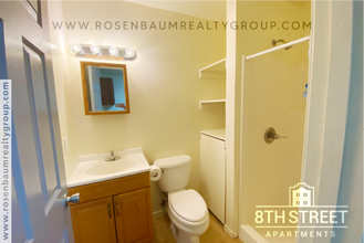 3333 W 8th St in Thatcher, AZ - Foto de edificio - Building Photo