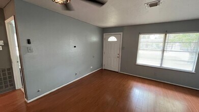 6514 Teluco St in Houston, TX - Foto de edificio - Building Photo