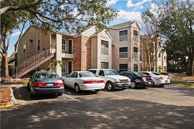 property at 5112 Park Central Dr