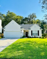 135 High Bridge Rd in Summerville, SC - Building Photo