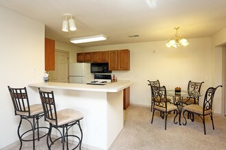 LEXINGTON ESTATES in Sioux Falls, SD - Foto de edificio - Interior Photo