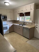313 N Newsom St in Mineola, TX - Building Photo - Building Photo