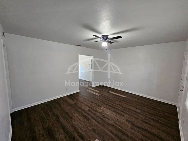 1010 Edgewood Ave W in Jacksonville, FL - Building Photo - Building Photo