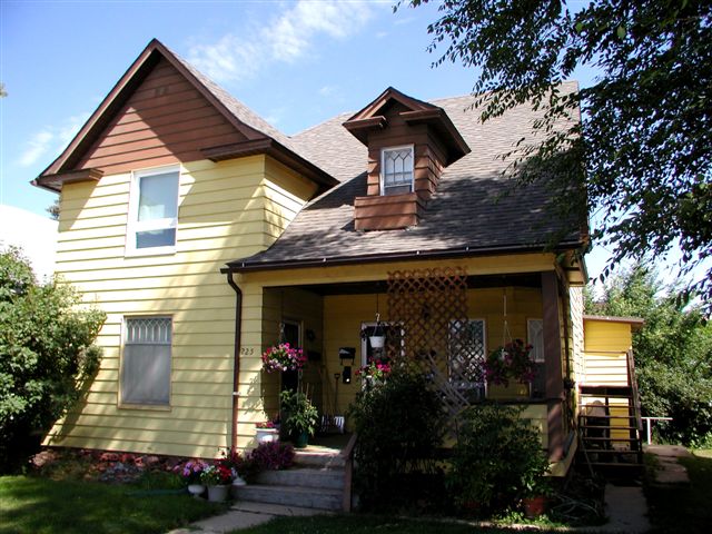 225 W Loucks St in Sheridan, WY - Building Photo