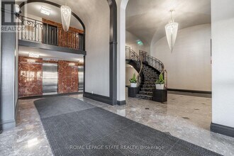 500 Green Rd in Hamilton, ON - Building Photo - Building Photo