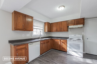 8306 Mission Hills Rd in Charlotte, NC - Building Photo - Building Photo
