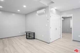 8322 Colegio Dr in Los Angeles, CA - Building Photo - Building Photo