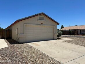 21617 N 30th Ave in Phoenix, AZ - Building Photo - Building Photo