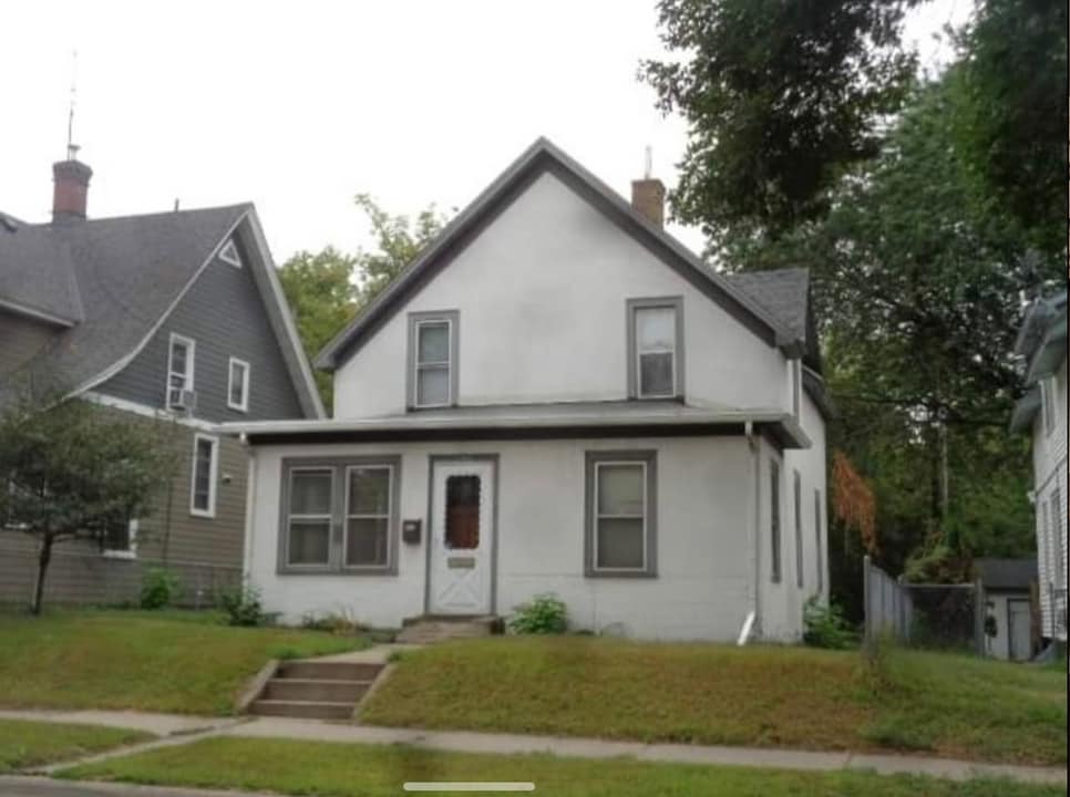 1202 Buchanan St NE, Unit Lower Level of Duplex in Minneapolis, MN - Building Photo