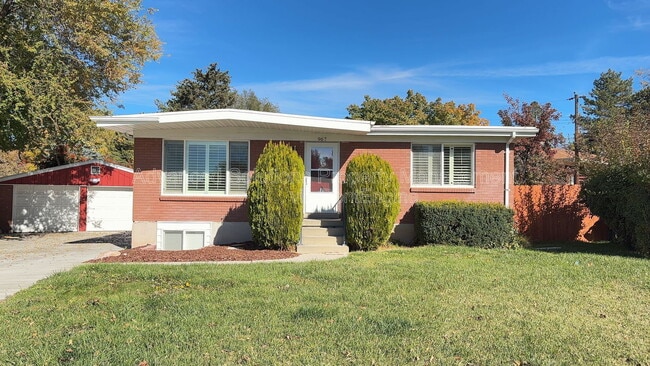 967 Charlton Cir in Salt Lake City, UT - Building Photo - Building Photo