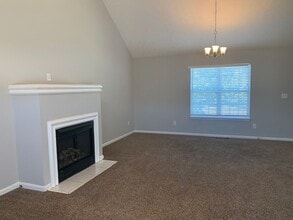 237 Vineyard Ridge Dr in Griffin, GA - Foto de edificio - Building Photo