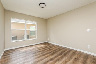 139 Bristol Forest Trail in Sanford, FL - Building Photo - Building Photo