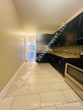 7644 S Normal Ave in Chicago, IL - Building Photo - Building Photo