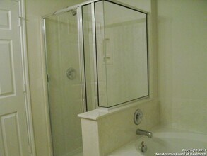 3802 Abbey Cir in San Antonio, TX - Building Photo - Building Photo