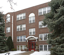 Cle-Mar Apartments in St. Paul, MN - Building Photo - Building Photo