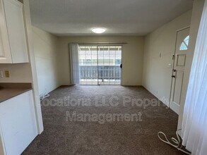 94-1351-1351 Kulewa Loop in Waipahu, HI - Building Photo - Building Photo