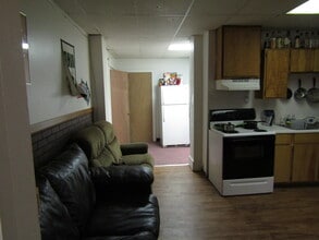 14 S Court St in Athens, OH - Building Photo - Building Photo