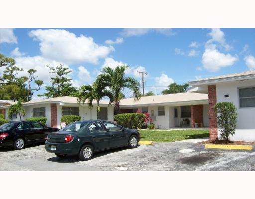 Danna Apartments in Fort Lauderdale, FL - Building Photo - Building Photo