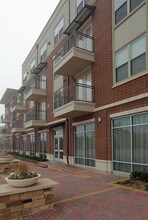 Century Cedar Hill in Cedar Hill, TX - Building Photo - Building Photo
