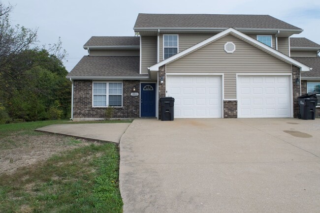 5905 Canaveral Dr in Columbia, MO - Building Photo - Building Photo