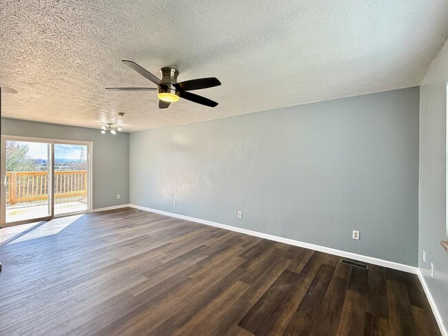 275 Stone Dam Rd in Chuckey, TN - Building Photo - Building Photo