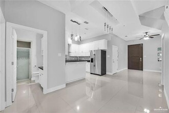 3016 S L St, Unit 1 in McAllen, TX - Building Photo - Building Photo